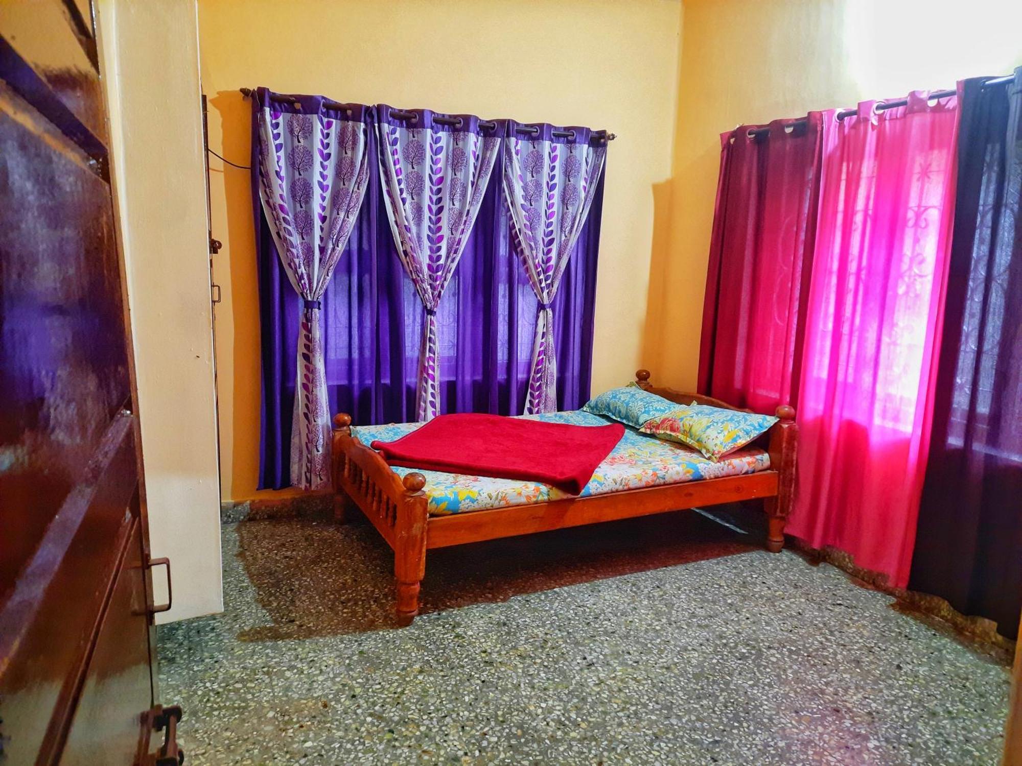 Royal Palm Homestay Madikeri Esterno foto